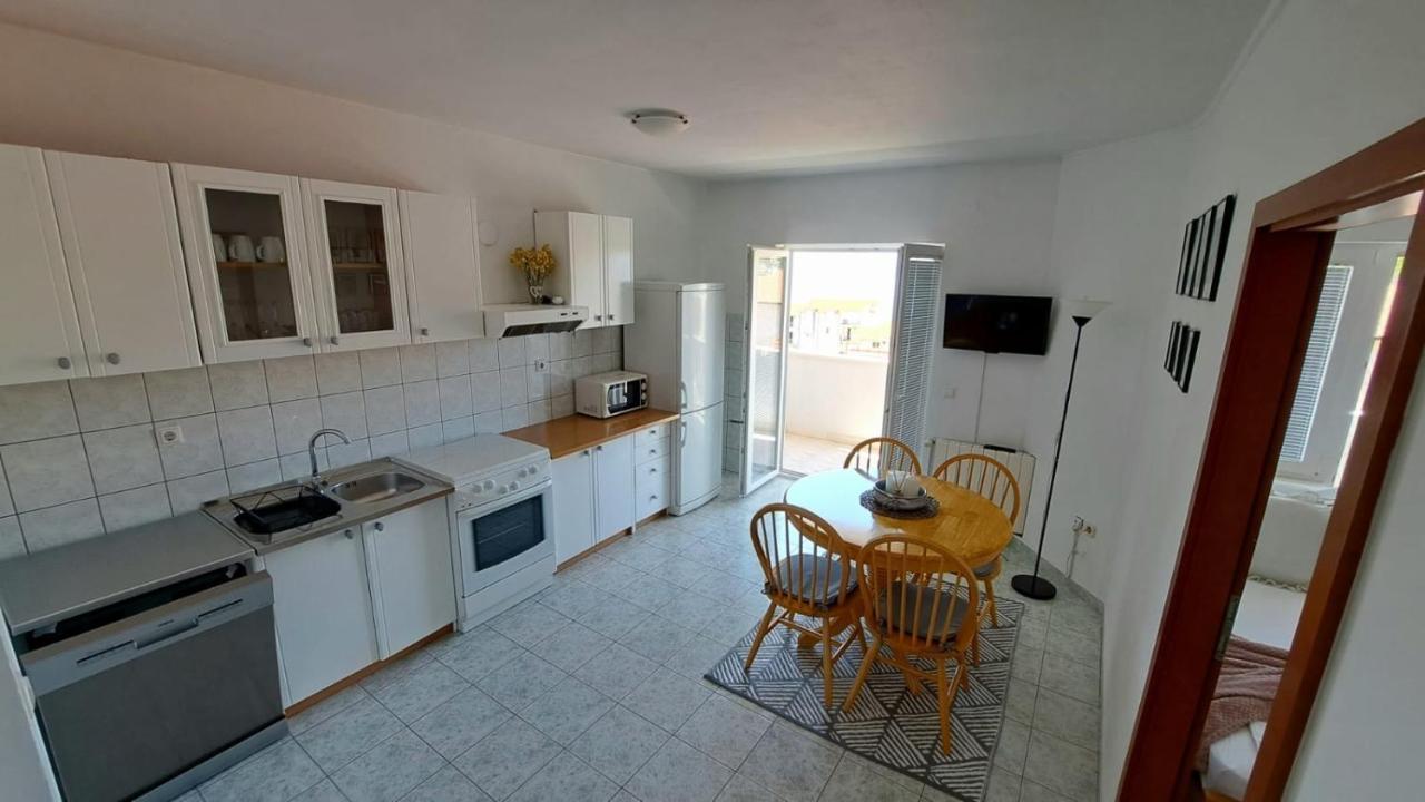 Apartments Duce Exterior photo